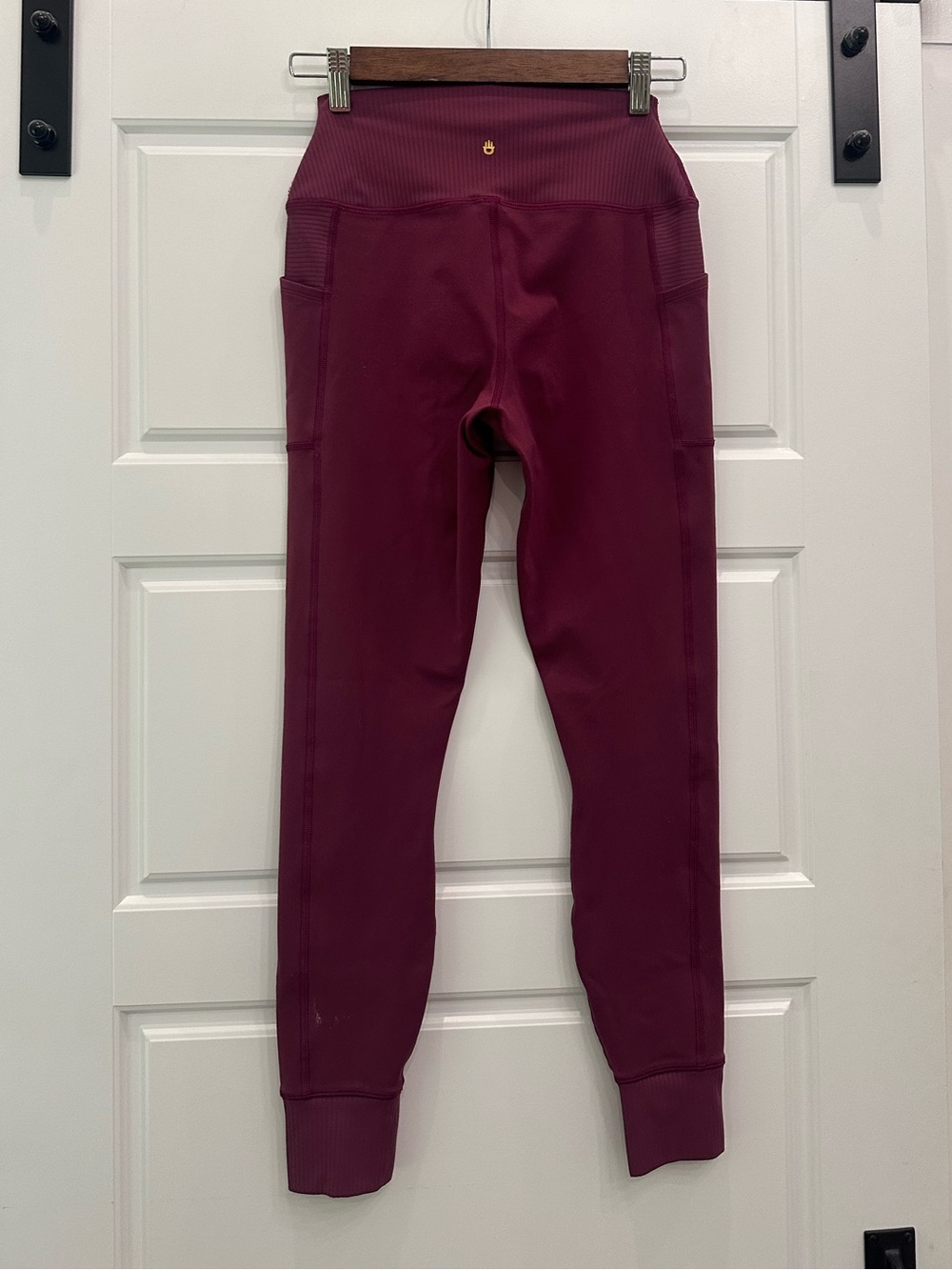 Spiritual Gangster Burgundy High-Waist Leggings
